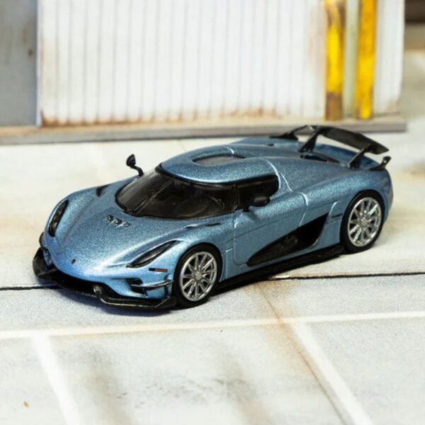 Tarmac - Koenigsegg Regera, light blue metallic