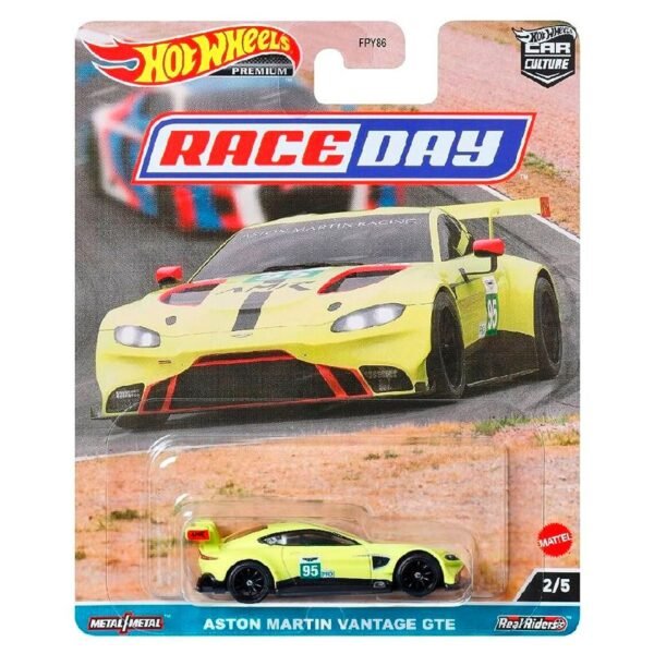 Race day - Aston Martin Vantage GTE