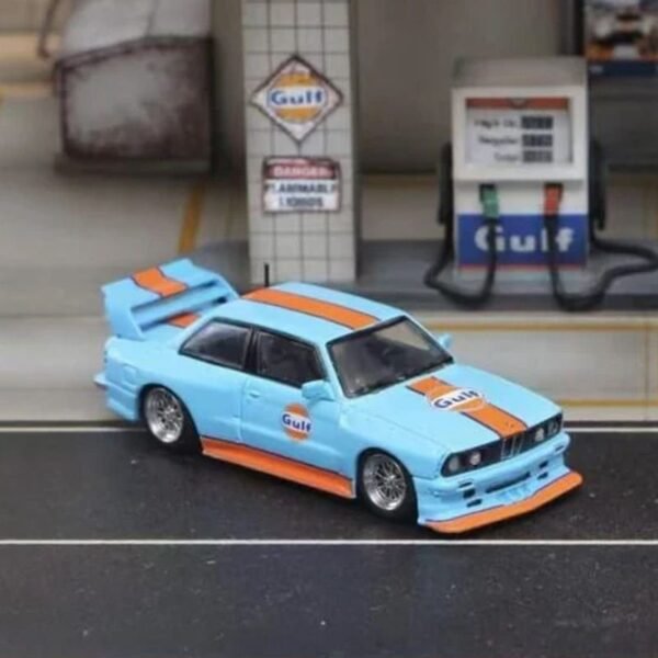 Street Weapon - BMW E30 *Gulf*, blue/orange