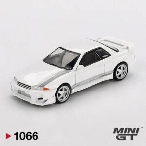 MiniGT - 2011 Nissan Skyline GT-R (R32) Veilside Combat C I White
