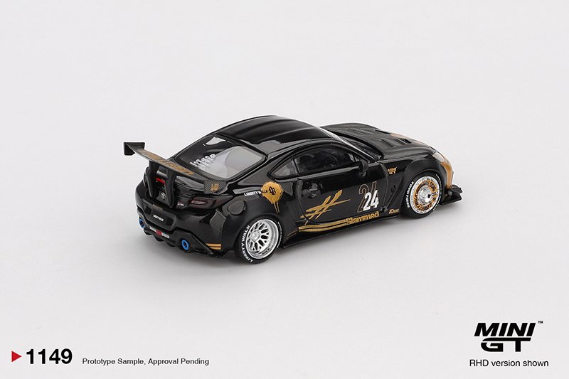 Mini GT 1149 - 2025 Toyota GR86 Supra LB-Nation, Black & Gold Mini GT 1149 - 2025 Toyota GR86 Supra LB-Nation, Black & Gold - Imagen 3