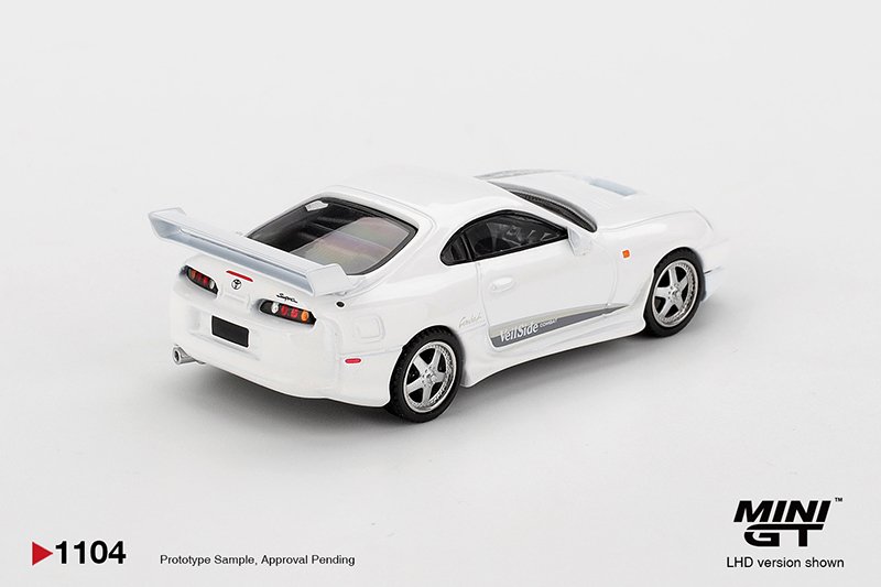 MiniGT 1104 - 2014 Toyota Supra MK4 (A80) Veilside Combat V-I, white pearl metallic MiniGT 1104 - 2014 Toyota Supra MK4 (A80) Veilside Combat V-I, white pearl metallic - Imagen 2