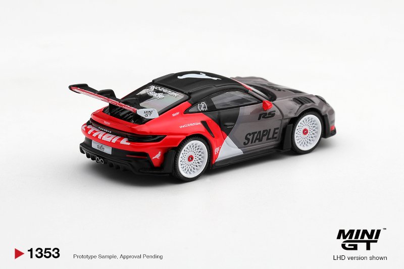 *PRE-ORDER Abril 2027* MiniGT 1353 - 2025 Porsche 911 (992) GT3 RS - STAPLE x Inozetek *PRE-ORDER Abril 2027* MiniGT 1353 - 2025 Porsche 911 (992) GT3 RS - STAPLE x Inozetek - Imagen 2